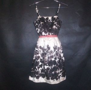 Jessica H. black & white floral print  dress